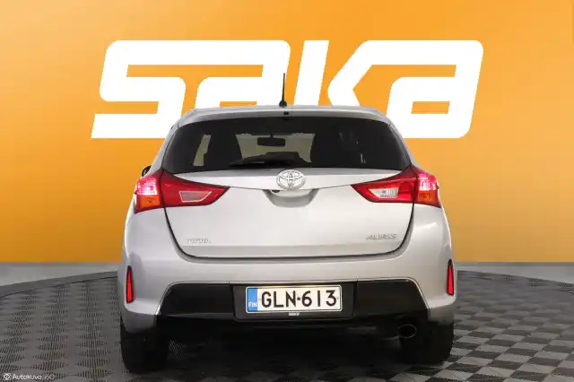 Hopea Viistoperä, Toyota Auris – GLN-613