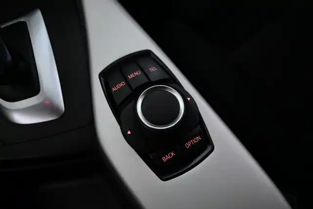 Musta Viistoperä, BMW 118 – GLP-209