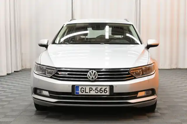 Hopea Farmari, Volkswagen Passat – GLP-566