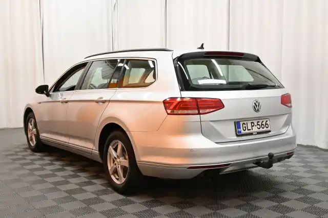 Hopea Farmari, Volkswagen Passat – GLP-566