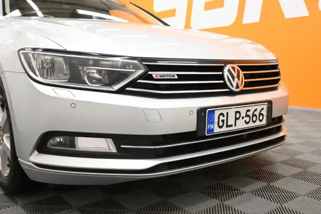 Hopea Farmari, Volkswagen Passat – GLP-566