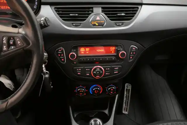 Sininen Viistoperä, Opel Corsa – GLP-821