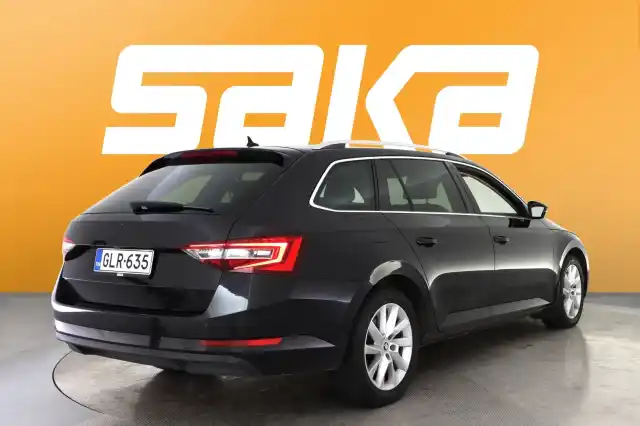 Musta Farmari, Skoda Superb – GLR-635