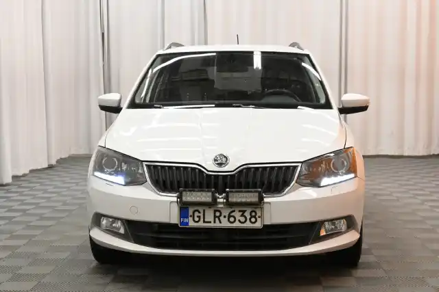 Valkoinen Farmari, Skoda Fabia – GLR-638