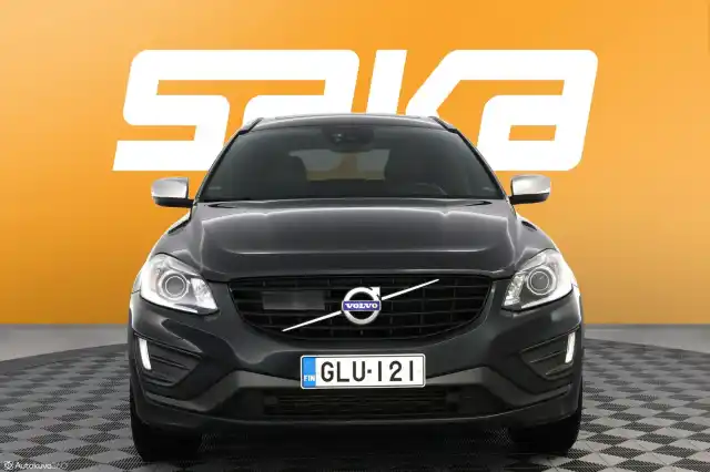 Harmaa Maastoauto, Volvo XC60 – GLU-121