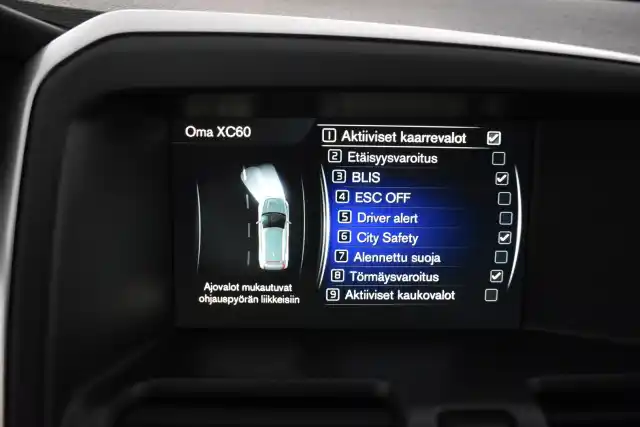 Harmaa Maastoauto, Volvo XC60 – GLU-121