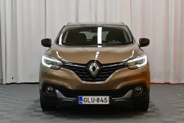 Beige Maastoauto, Renault Kadjar – GLU-845