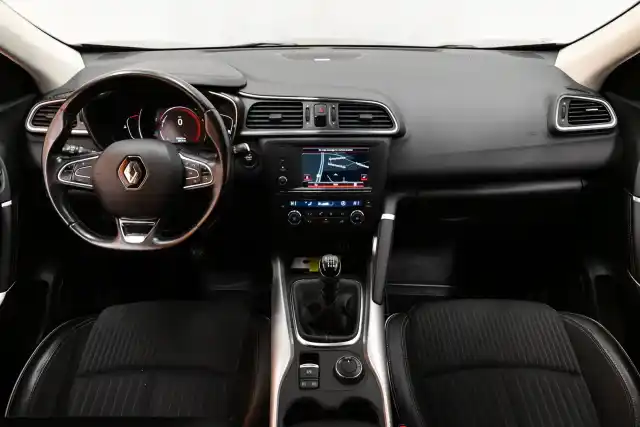 Beige Maastoauto, Renault Kadjar – GLU-845