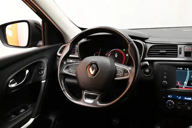 Beige Maastoauto, Renault Kadjar – GLU-845