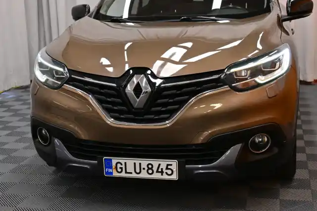 Beige Maastoauto, Renault Kadjar – GLU-845