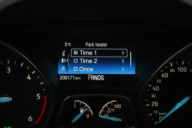 Valkoinen Tila-auto, Ford C-Max – GLV-288