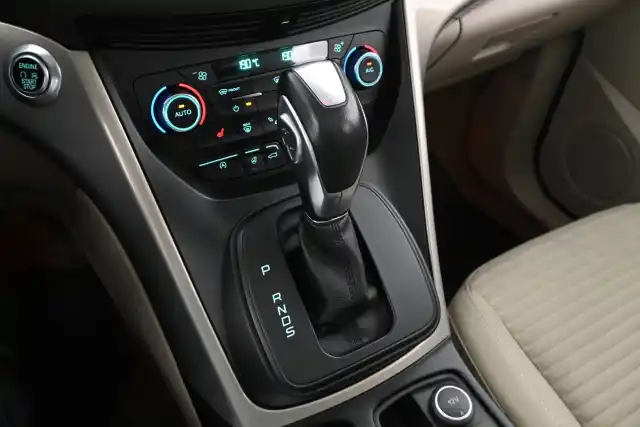 Valkoinen Tila-auto, Ford C-Max – GLV-288