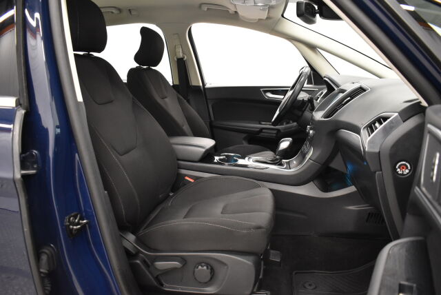 Sininen Tila-auto, Ford S-Max – GLX-290