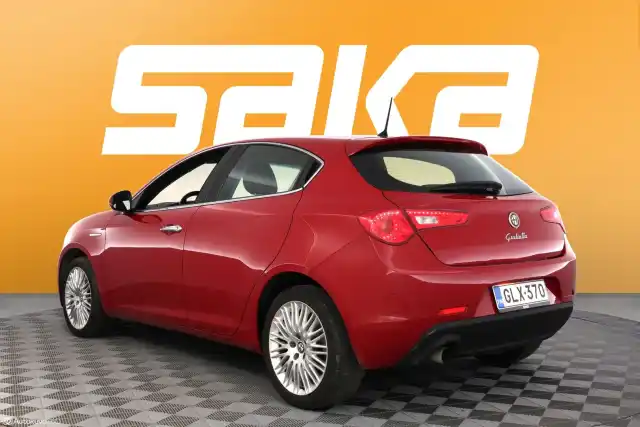 Punainen Viistoperä, Alfa Romeo Giulietta – GLX-370