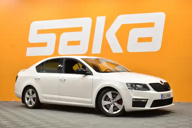 Valkoinen Viistoperä, Skoda Octavia – GLX-888