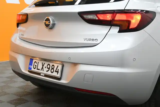 Hopea Viistoperä, Opel Astra – GLX-984