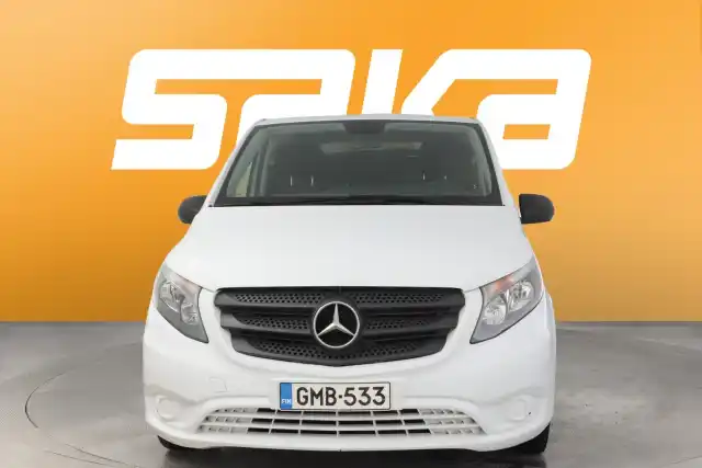 Valkoinen Pakettiauto, Mercedes-Benz Vito – GMB-533