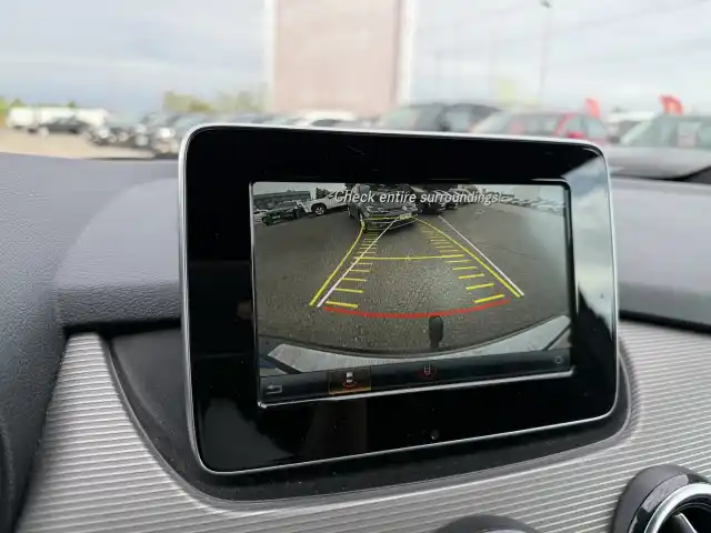 Harmaa Tila-auto, Mercedes-Benz B – GMB-561