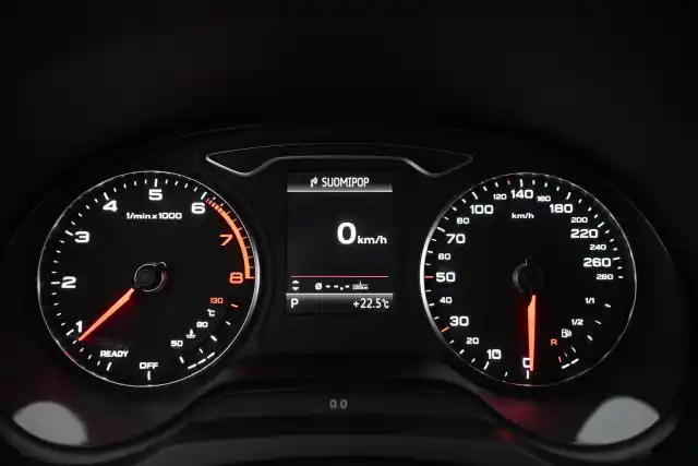 Valkoinen Viistoperä, Audi A3 – GMB-588