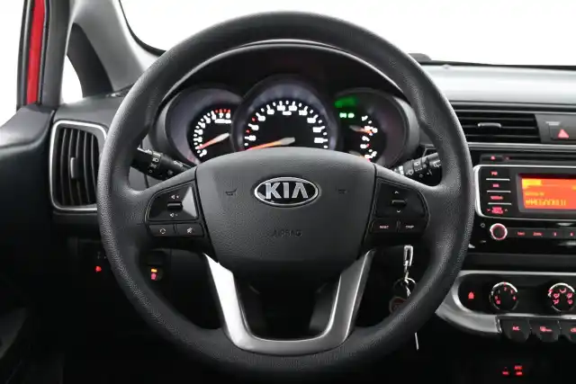 Punainen Viistoperä, Kia Rio – GMC-789