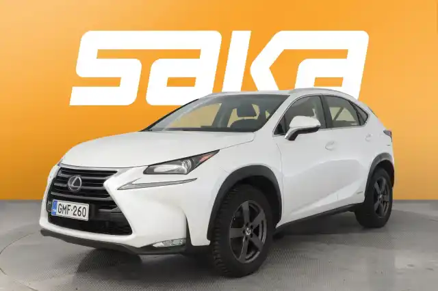 Valkoinen Maastoauto, Lexus NX – GMF-260