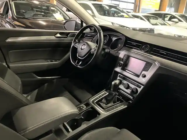 Hopea Farmari, Volkswagen Passat – GMF-625