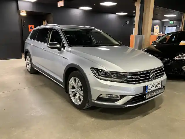 Hopea Farmari, Volkswagen Passat – GMF-625