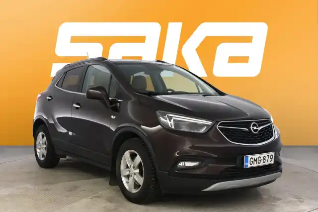 Ruskea Maastoauto, Opel Mokka – GMG-879