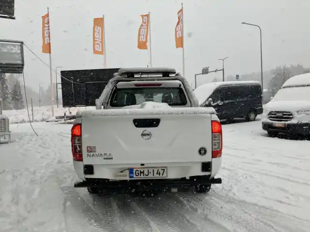 Valkoinen Avolava, Nissan Navara – GMJ-147