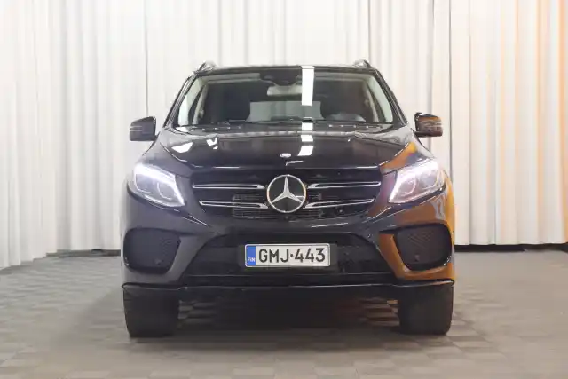 Musta Maastoauto, Mercedes-Benz GLE – GMJ-443