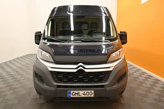 Harmaa Pakettiauto, Citroen Jumper – GML-400