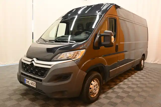 Harmaa Pakettiauto, Citroen Jumper – GML-400