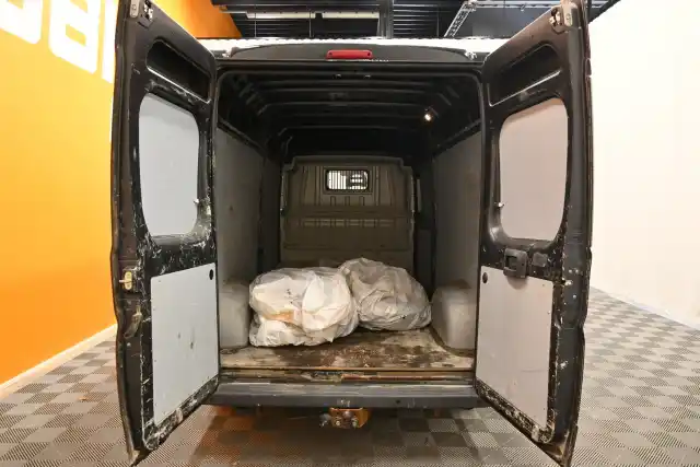 Harmaa Pakettiauto, Citroen Jumper – GML-400