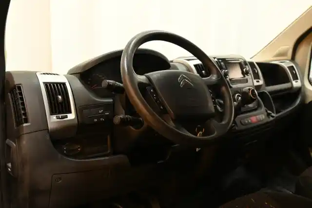 Harmaa Pakettiauto, Citroen Jumper – GML-400