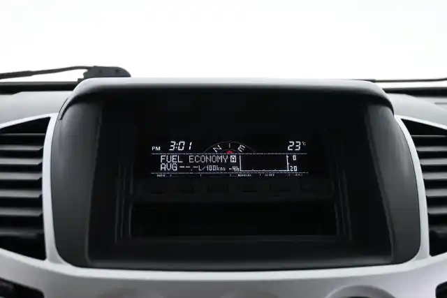 Musta Avolava, Mitsubishi L200 – GMN-551
