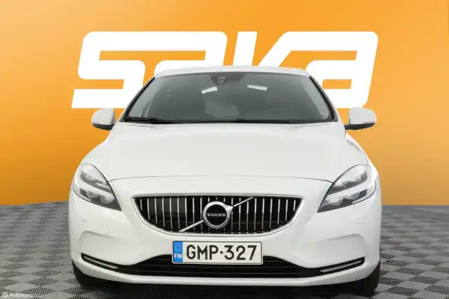 Valkoinen Viistoperä, Volvo V40 – GMP-327