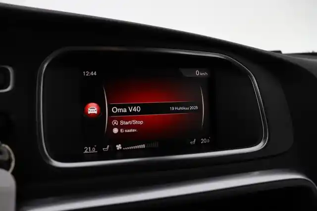 Valkoinen Viistoperä, Volvo V40 – GMP-327