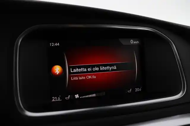 Valkoinen Viistoperä, Volvo V40 – GMP-327