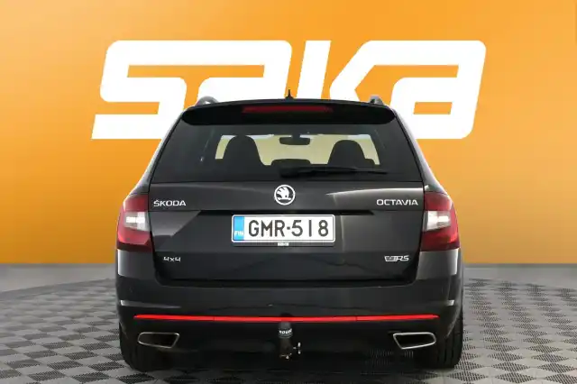 Musta Farmari, Skoda Octavia – GMR-518