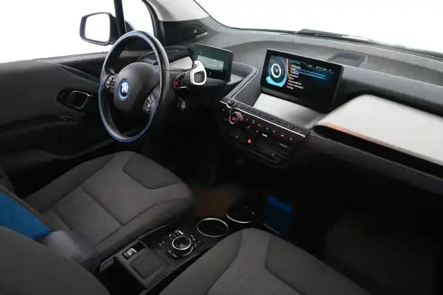Harmaa Sedan, BMW i3 – GMR-861