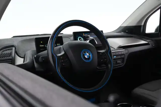 Harmaa Sedan, BMW i3 – GMR-861