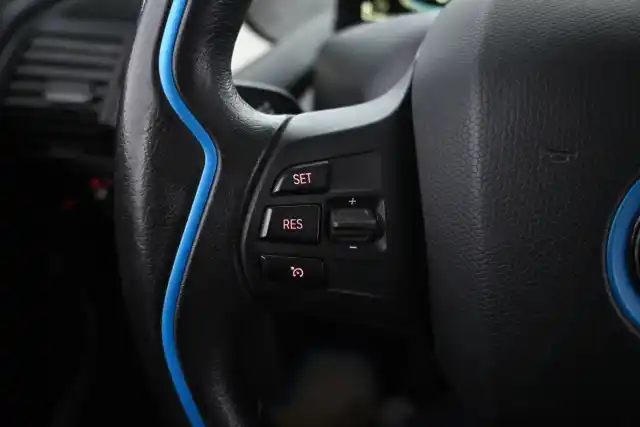 Harmaa Sedan, BMW i3 – GMR-861