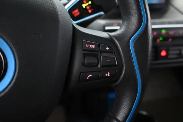 Harmaa Sedan, BMW i3 – GMR-861