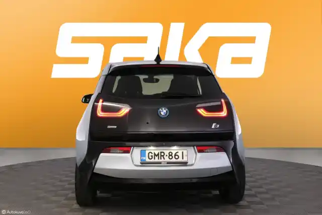 Harmaa Sedan, BMW i3 – GMR-861
