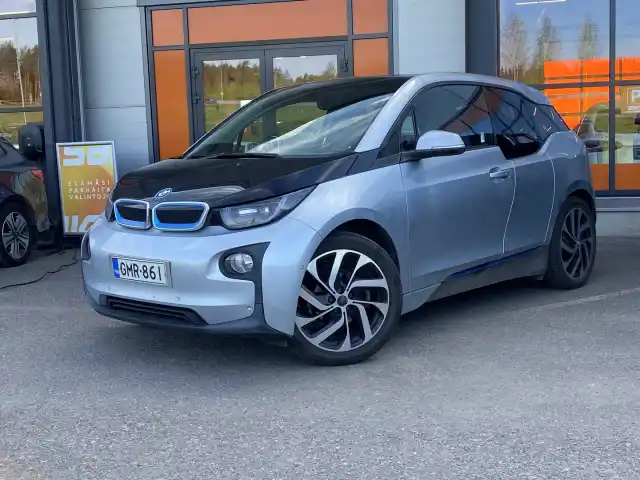 Harmaa Sedan, BMW i3 – GMR-861
