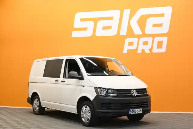 Valkoinen Pakettiauto, Volkswagen Transporter – GMS-565