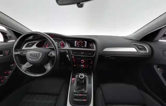 Musta Farmari, Audi A4 – GMV-464