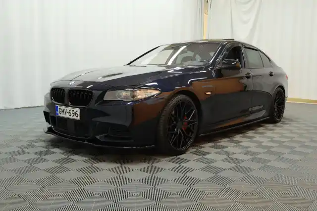 Musta Sedan, BMW M550D – GMV-696