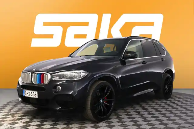 Sininen Maastoauto, BMW X5 – GMX-558