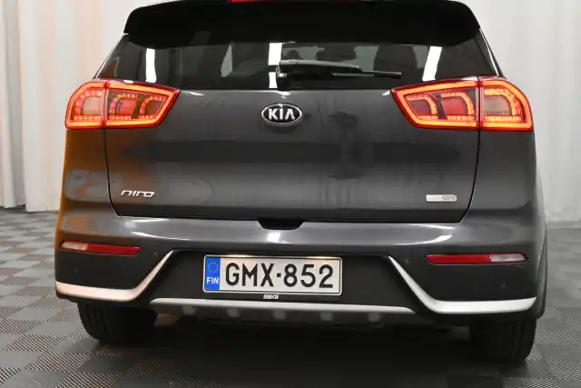 Harmaa Farmari, Kia Niro – GMX-852